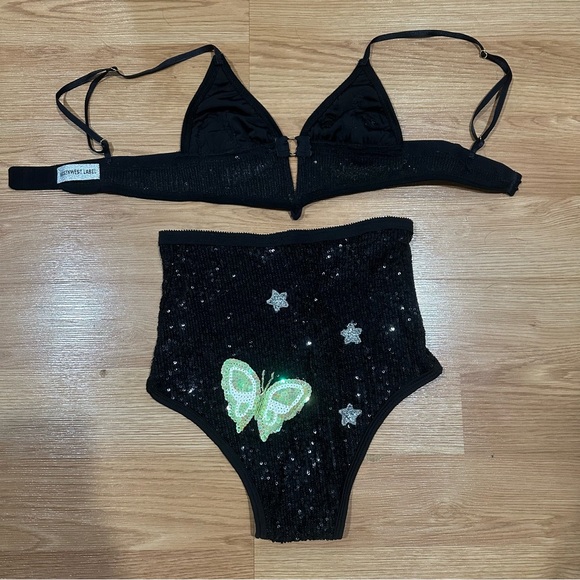 East n west butterfly set - Picture 3 of 5